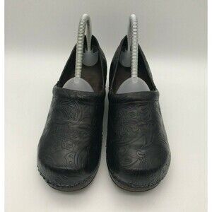 G.H. Bass & Co. Melinda Women's Shoes Dark Brown Tooled Leather Clogs size 6M